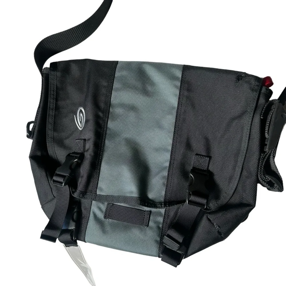 TIMBUK2 Nylon Black and Gray classic Medium messenger Bag